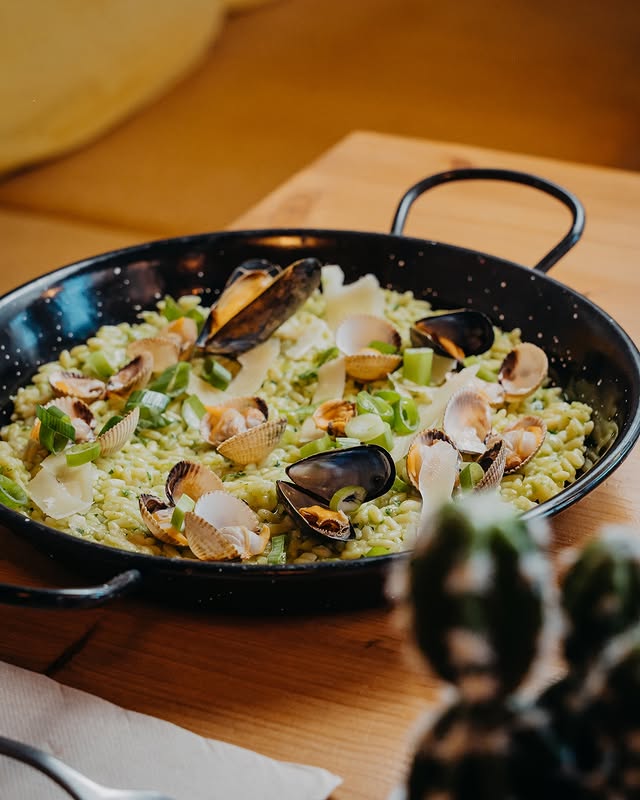 Risotto d'Orzo, coquillages & persillade