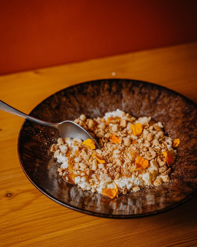 Riz au lait de l'Abuelo, caramel fleur de sel & cacahuètes.
